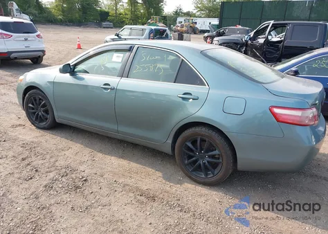 2008 Toyota Camry Le z USA, uszkodzony, nr VIN 4T1BE46K88U780291